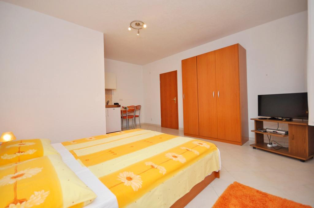 Apartments Ivan Duće Chambre photo