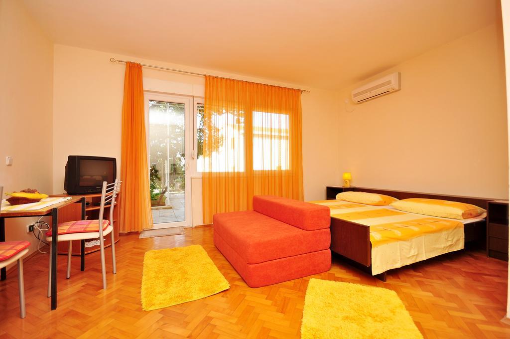 Apartments Ivan Duće Chambre photo